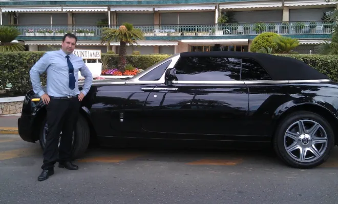 En Rolls-Royce........
